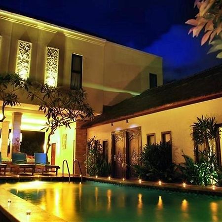 Coco De Heaven House Hotel Jimbaran  Exterior photo