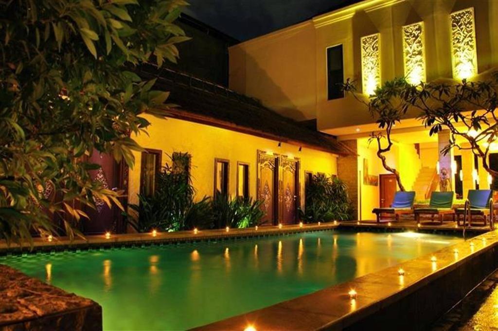 Coco De Heaven House Hotel Jimbaran  Exterior photo